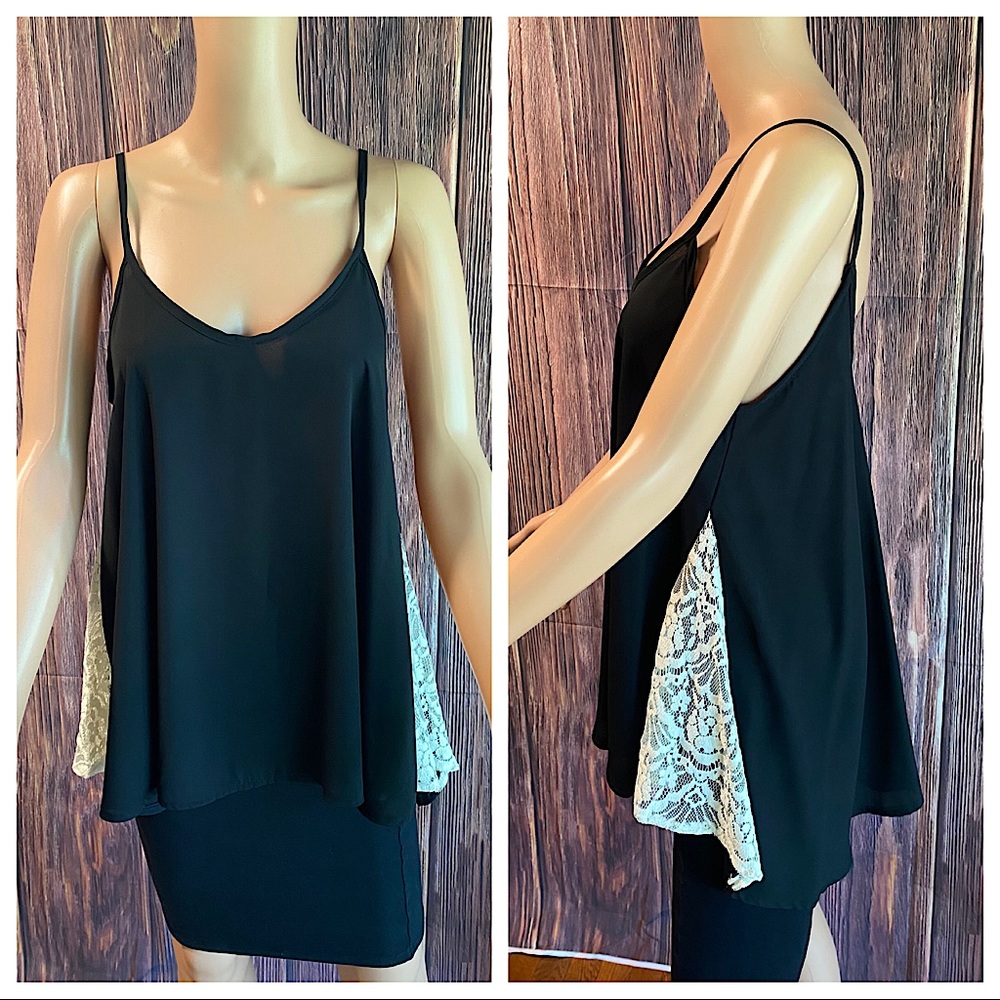 Green Pea size medium black & white cream lace summer tank top blouse